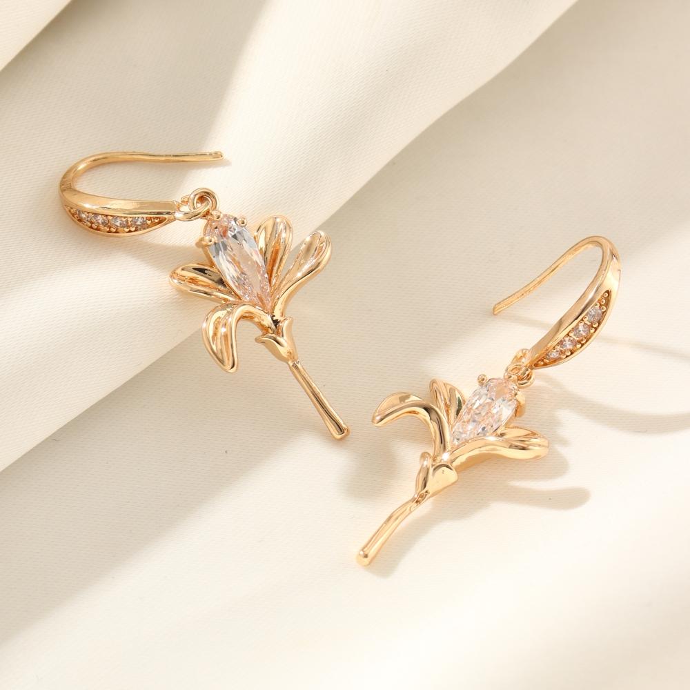 1 Pair Simple Flowers Zirconia Dangle Earrings for Women Golden Earring Jewelry Wedding Party Accessories