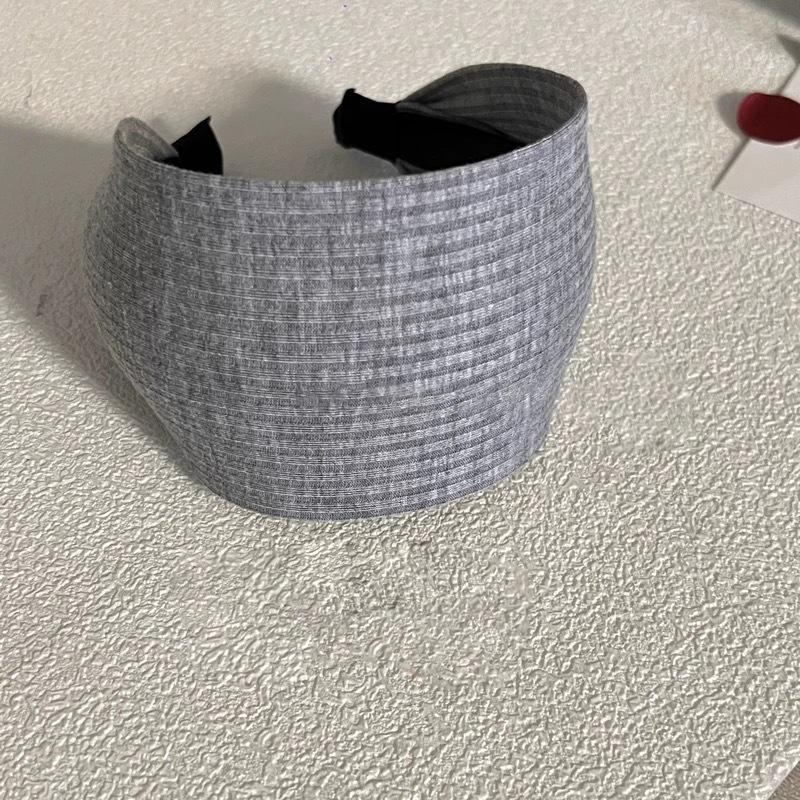Fashion Hair bands for Girls and Women Grey wide edge headband, simple and versatile,Press hair headband