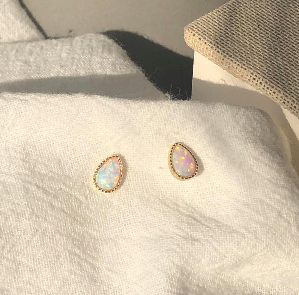 14K Gold-Plated Sterling Silver Opal Stud Earrings - Elegant & Versatile Design for Women