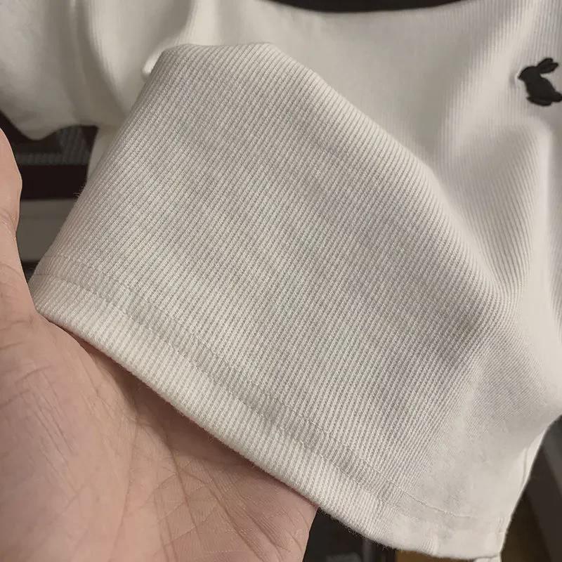 Women's Summer Retro Contrast Short-Sleeve T-Shirt with Square Embroidered Neckline and Slim Fit