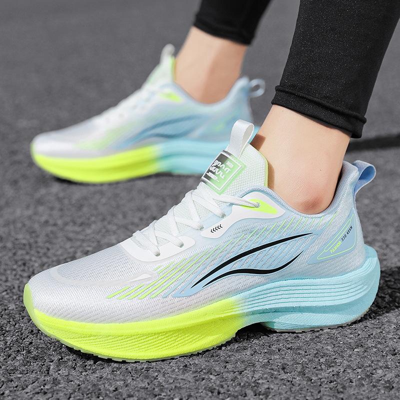 Factory direct sales Chitu carbon board running shoes sports shoes ultra-light 20 professional racing marathon running shoes men's shoes
