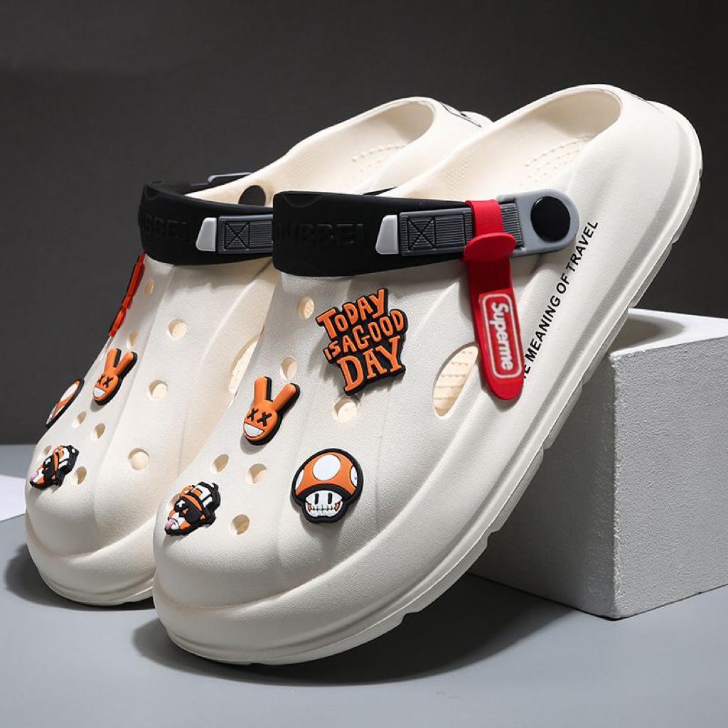 

Thick-soled hole shoes men s 2025 new non-slip thick-soled light and breathable beach bag head cool slippers 44-45 [One size smaller]
