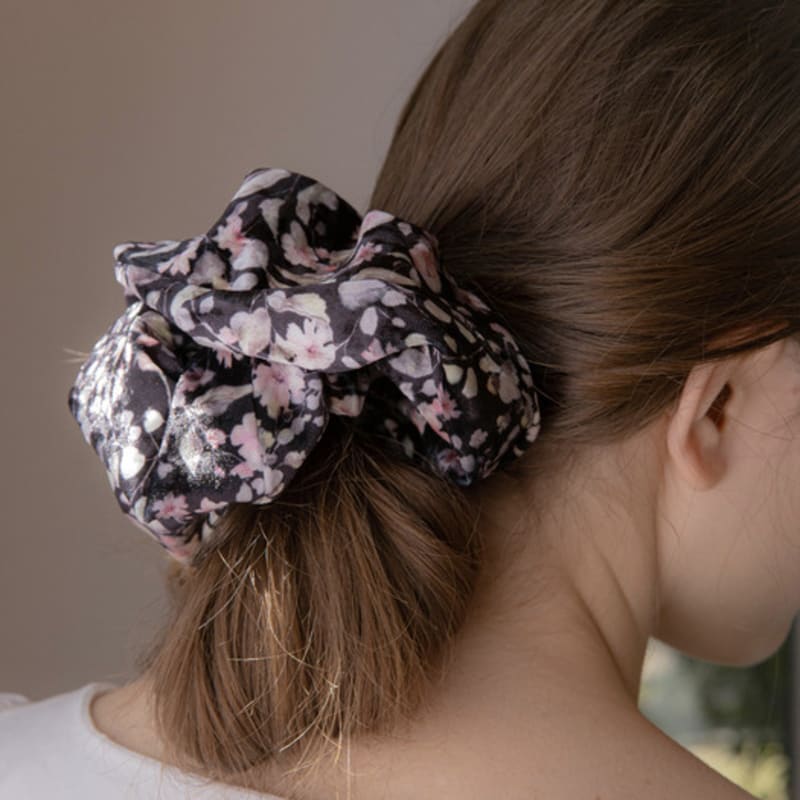 Jean Paul Clarisse Flower Velvet Scrunchie JP-22-175S