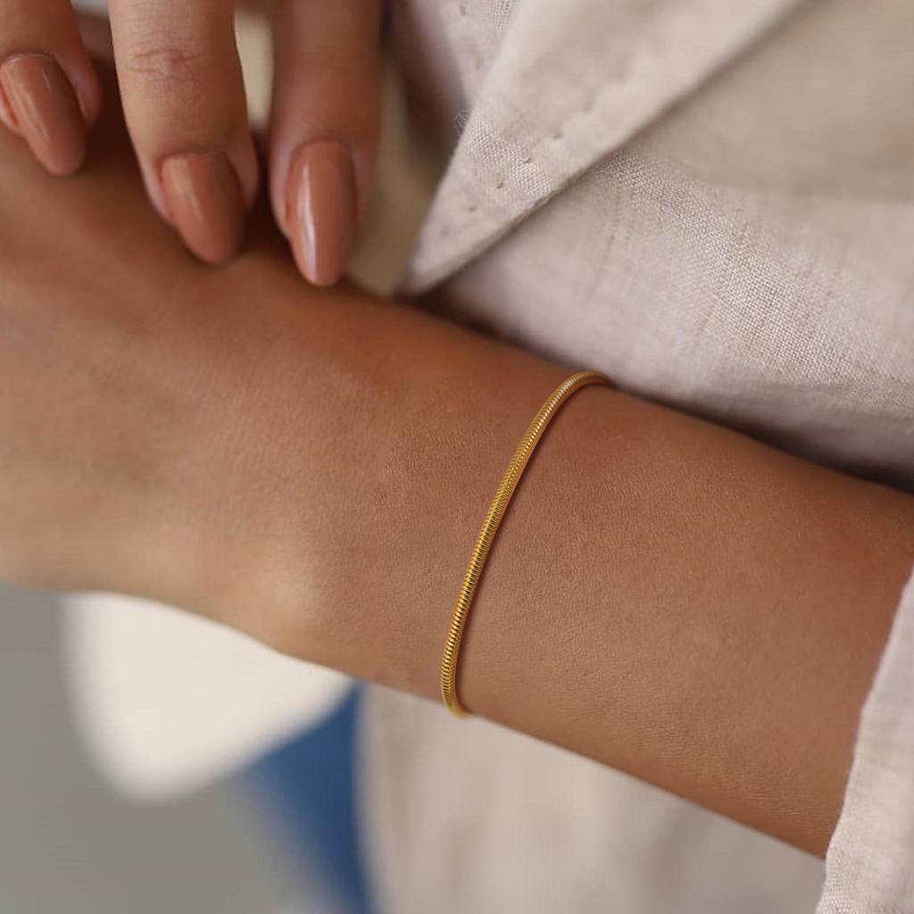 Rundes Schlangenglied-Armband für Damen, Fischgrät-Gliederarmband, Stapelbares Edelstahl 18 Karat Vergoldeter Schmuck 1mm-3mm
