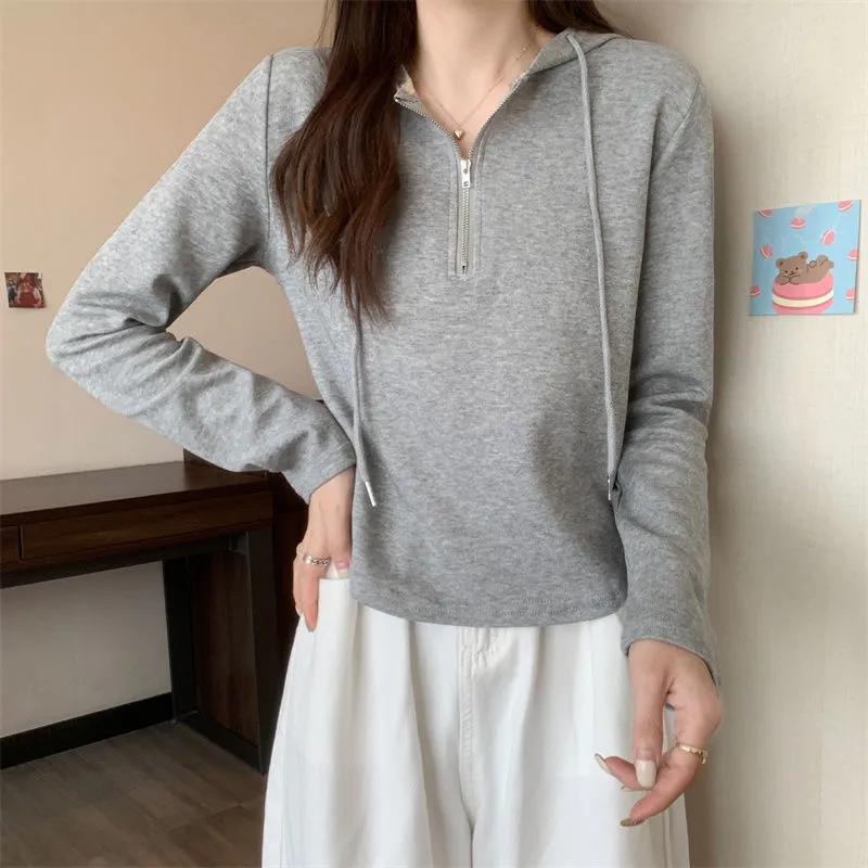 

Women s White Half Zip Hoodie Curved Hem Long Sleeve Slim Fit Casual Hooded Top S серый