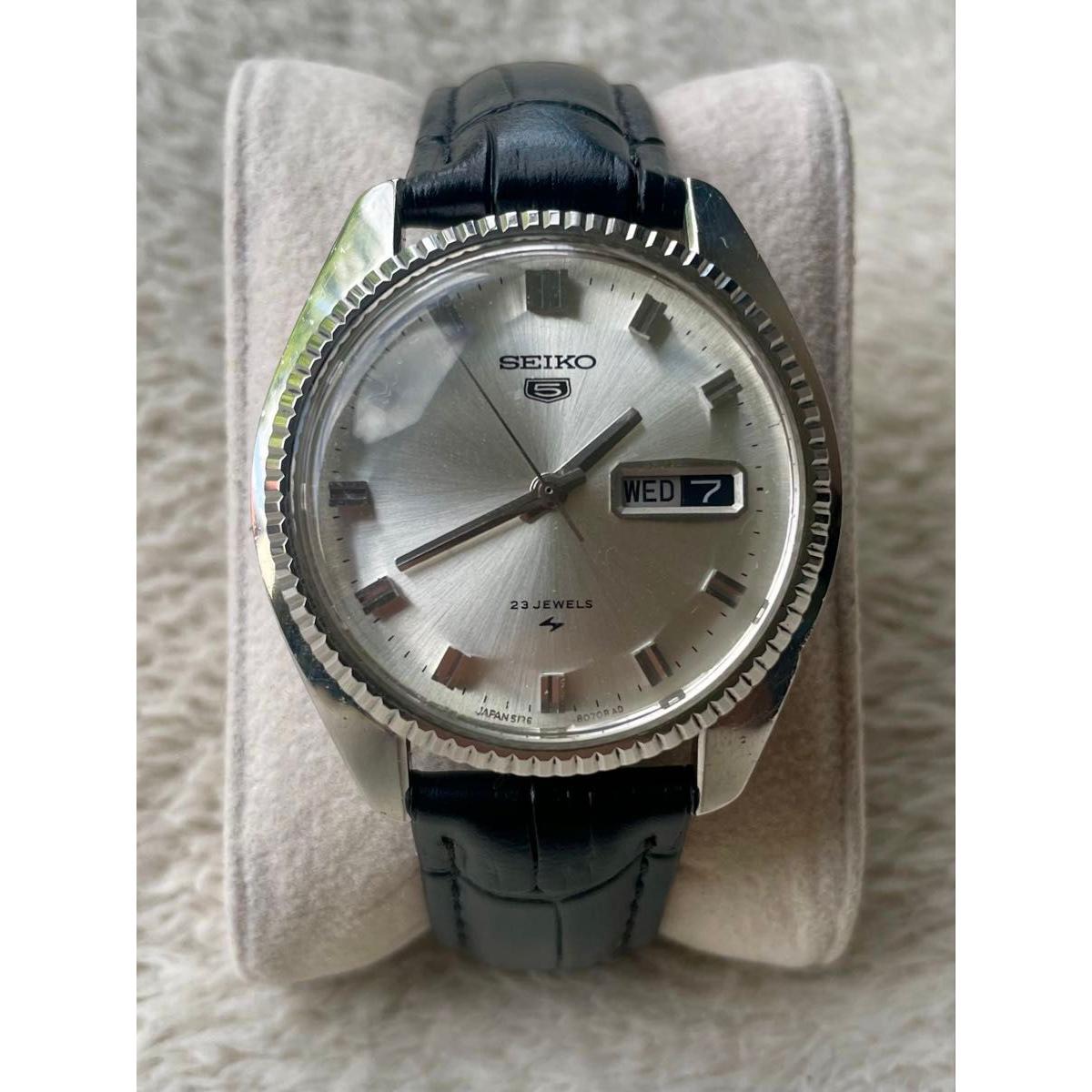 Working item SEIKO 5 Seiko Five automatic watch Day Date