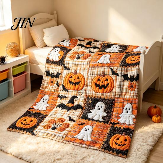 Soft Pumpkin Bat Print Bed Cover & Throw Blanket, Halloween Cozy Flannel Decorative Bedding Plaid for Couch Sofa Bed, Fall Home Decor