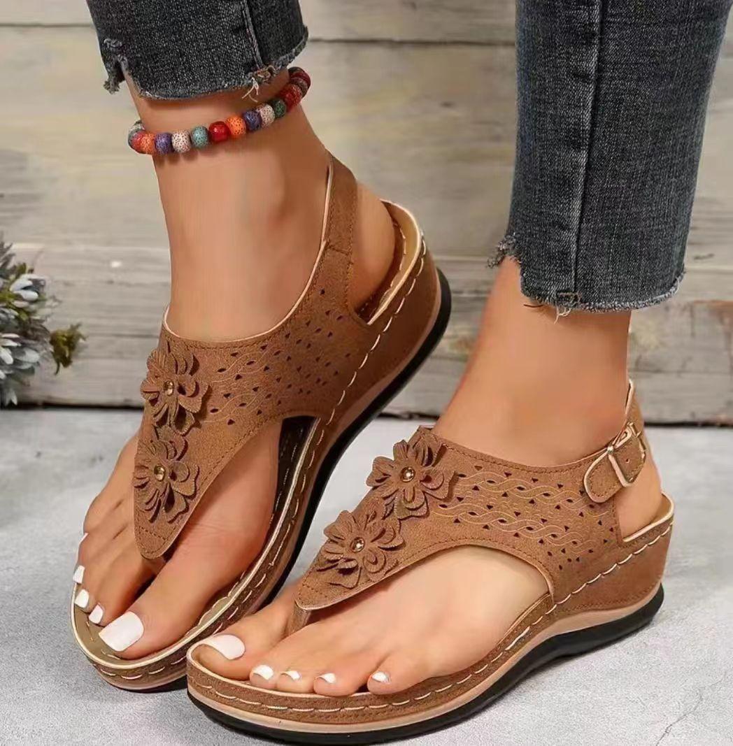 

мода 2024Новые национальные ветряные цветочные сандалии с полыми стопами для женщин, пляжные сандалии на танкетке 43 хаки