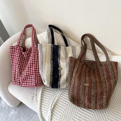 2026 New Ins Style Reversible Woolen Tote: Autumn/Winter Large Capacity Trendy Shoulder Shopping Bag