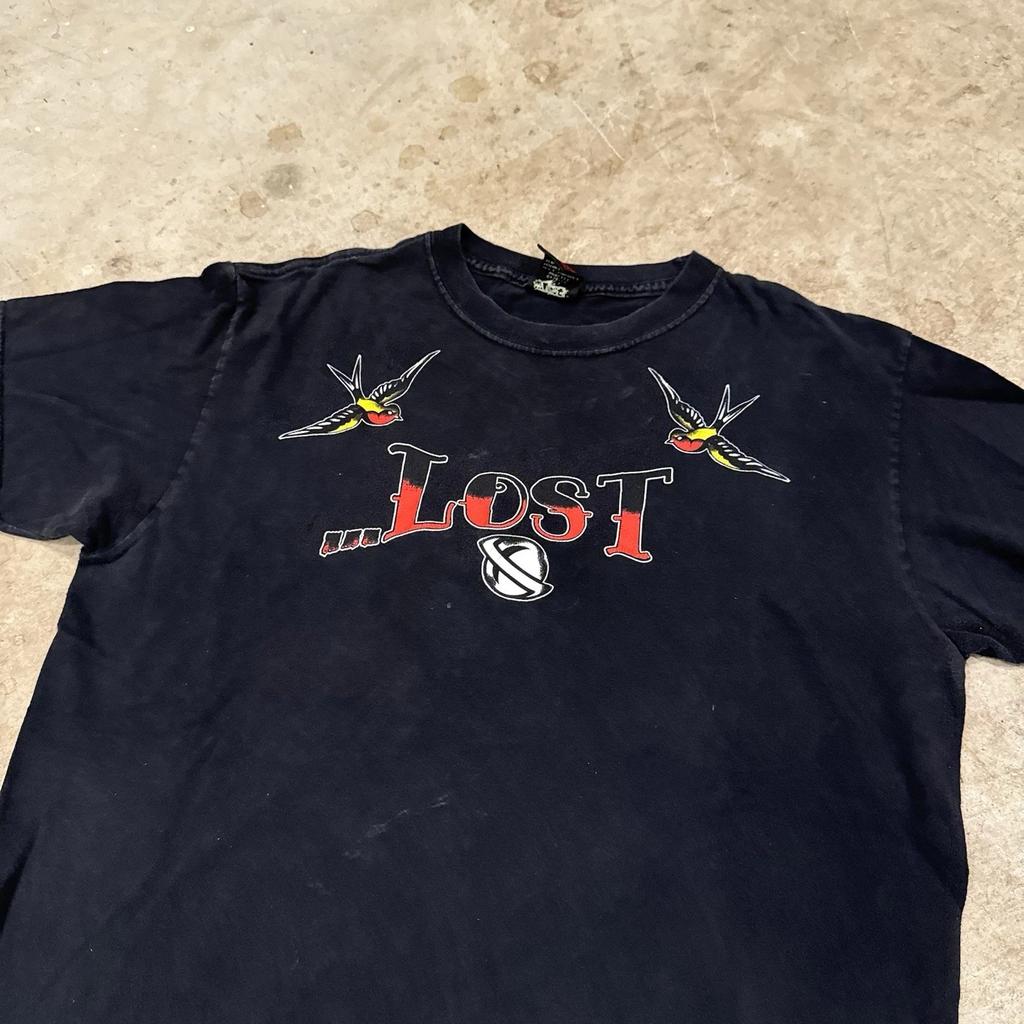 Vintage Streetwear Lost TT-Shirt Mens Medium Black Faded