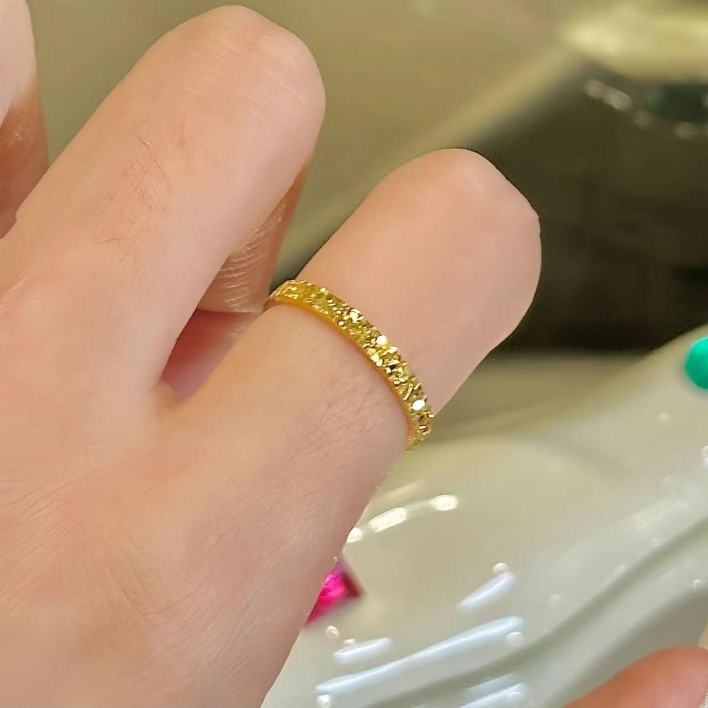 Gold Starry Sky Crushed Ice Ring for Women - Light Luxury Thin Band, Perfect for Couples