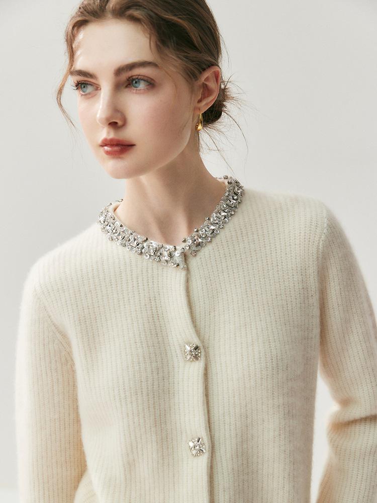 Korean Style Women's Cashmere Cardigan with Rhinestone Neckline, Solid Color, Long Sleeve for Autumn/Winter