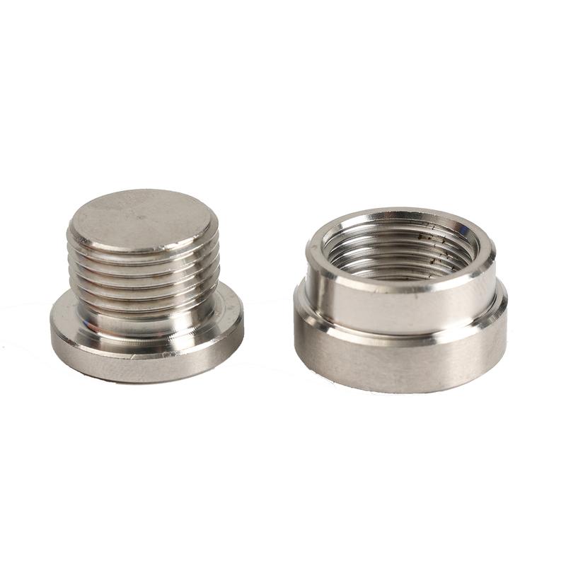 Universelles M18x1.5 Aufschweißbares Sauerstoffsensor-Gewindebuchsen- und Stopfen-Set Metall Breitbandmutter und Dichtkappe Set O2-Sensor-Installationswerkzeug