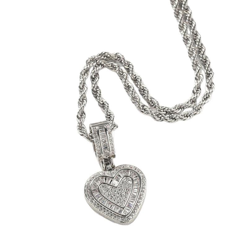 Europäischer & Amerikanischer Bestseller Kandiszucker Herz Anhänger Halskette - Luxuriöser Nischen Hip-Hop Stil Schmuck für Damen.