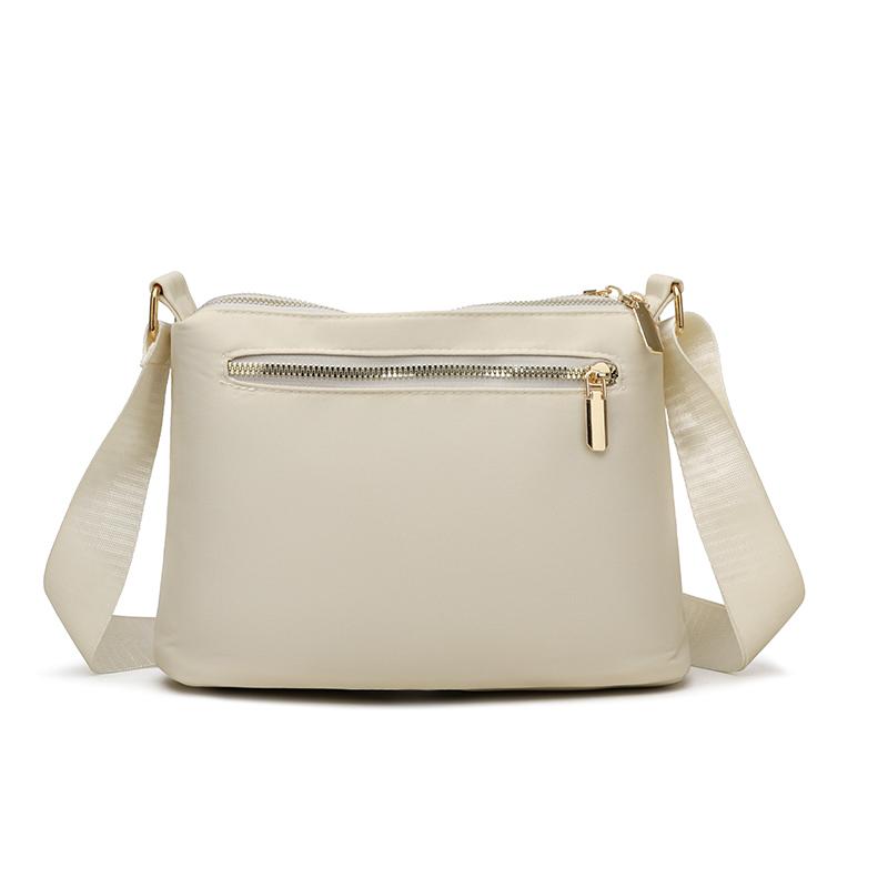 Flower Embroidery Crossbody Bag Fashion Casual Women Shoulder Bag Large Capacity Multi Pockets Purses Daily Portable Handbag