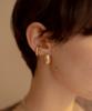 Novice Tokyo Mini Pendulum Ear Cuff / Gold