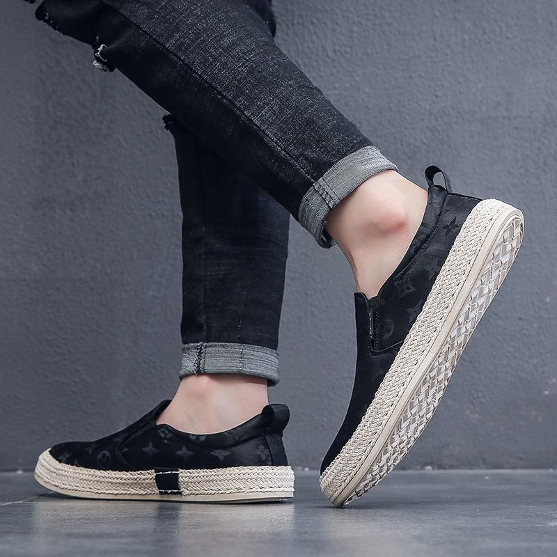 Men's casual single shoes are breathable in summer, versatile ice silk umbrella cloth, lazy shoes cover feet and pedal fisherman shoes men