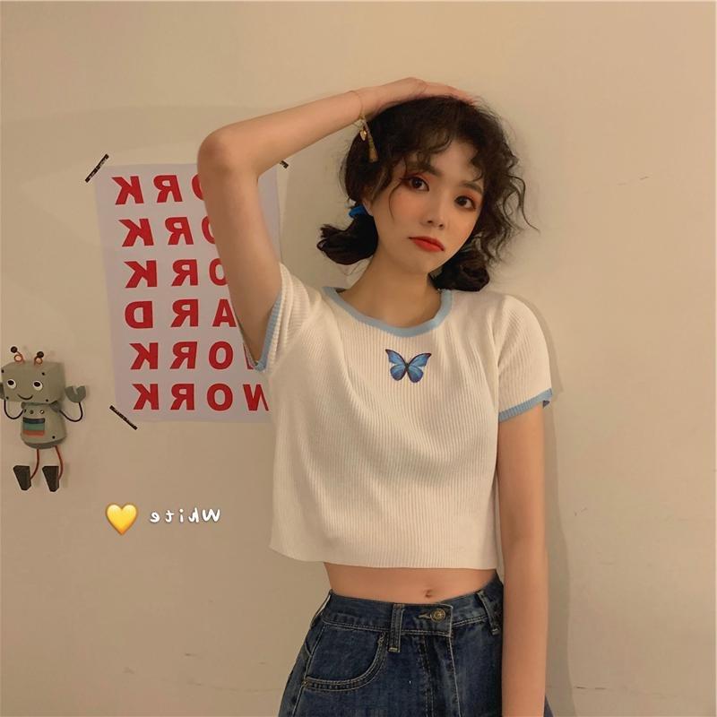 

Летняя новинка в корейском стиле с принтом бабочек, контрастного цвета, с короткими рукавами, женская короткая тонкая универсальная футболка, модный топ One size