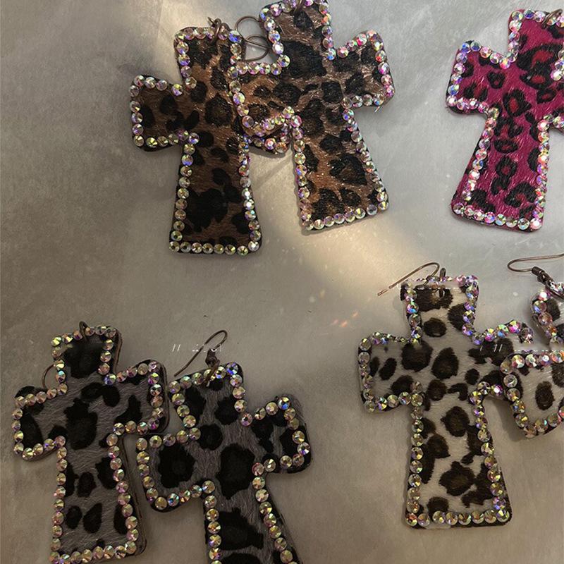 Exaggerated Shiny Crystal Leopard Print Cross Earrings for Women Gorl Sexy Charm Earring Vintage Goth Y2K Jewelry Accessories