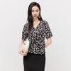 Women's Age-Reducing Floral V-Neck Short-Sleeved Shirt