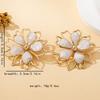 A Pair of Women's Earrings, Three-Dimensional Flower Oil-Drip Craftsmanship, Unique and Exaggerated Earrings, Suitable for Daily Wear and Vacation Wea