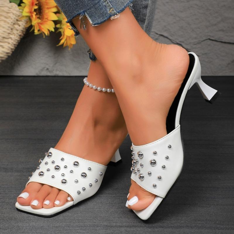 Summer new metal rivet open-toed slippers women wear one-word sandals sexy large-size high heels