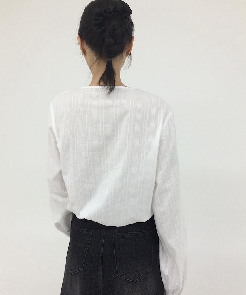 APOEM Ruffle Blouse (3C)