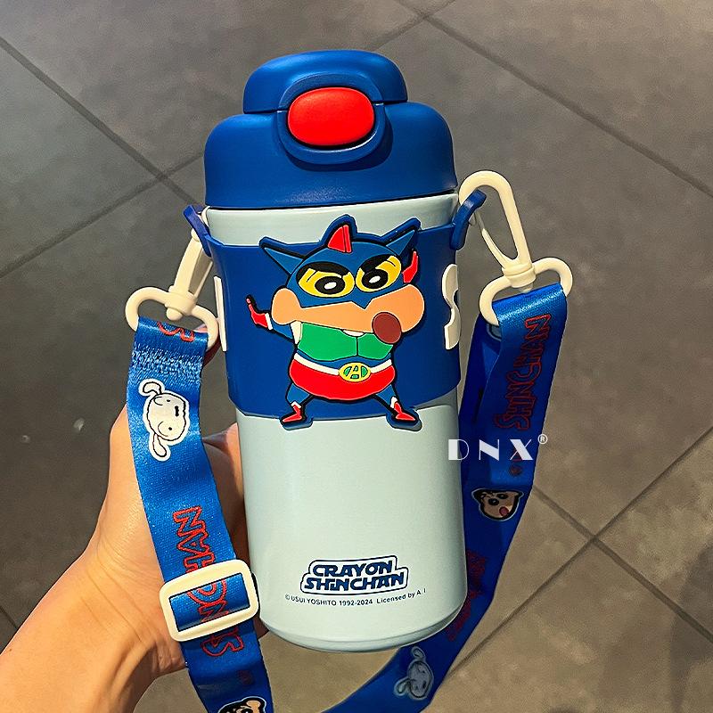 

Crayon Space-saving New Series Water Cup Boy Cute Kettle for School Special Straw Cup Girl Strap Handy Thermos Flask Drinking Cup 520ml