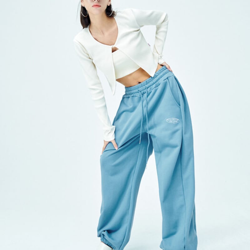 ATTENTIONROW FOR WOMEN 22FW01WY02 Flower Logo Embroidered Stitch Ball Cap (Black)