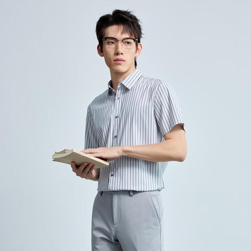 Lilang Men's Striped Short Sleeve Business Casual Shirt
