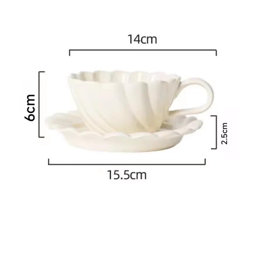 Kreativní jednobarevné kávové šálky Lehký luxus Vynikající keramický kávový šálek s podšálkem Sada Domácí šálek na odpolední čaj Stolní nádobí