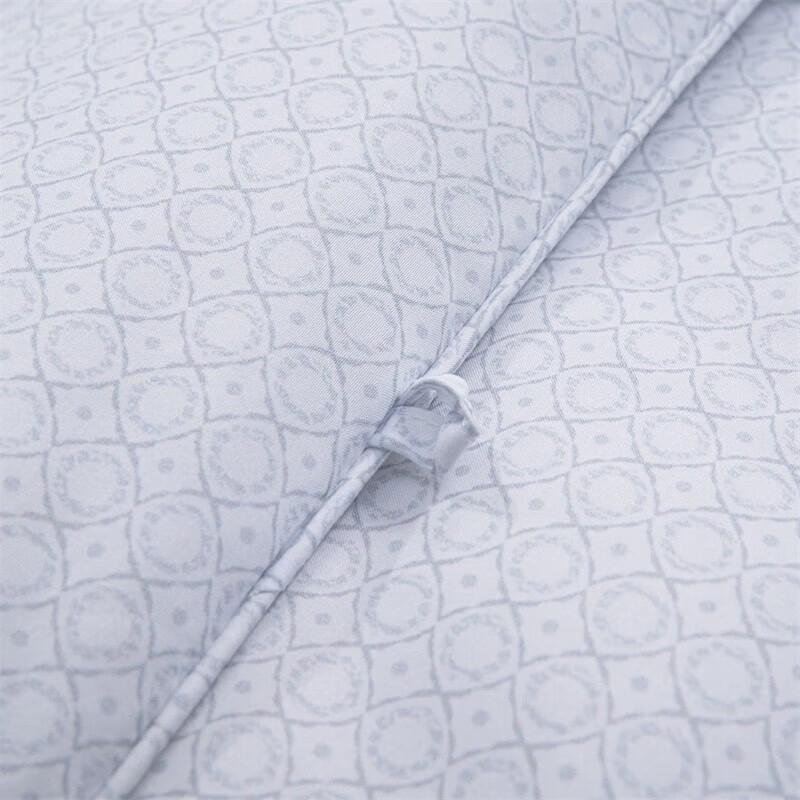 Mercury Home Textiles Seven-Hole Antibacterial Four-Season Quilt
