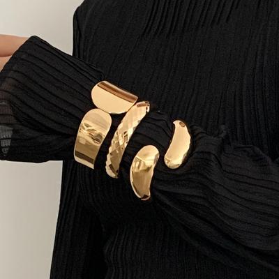Set di bracciali con gocce d'acqua in metallo lucido europeo e americano