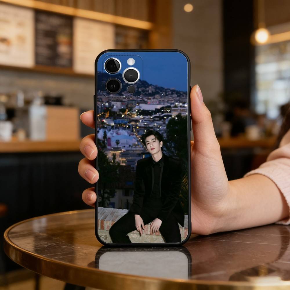 Chinesischer Schauspieler Zhang Ling He Handyhülle Für iPhone 17,16,15,14,13,12,11 Plus,Pro Max,Weiche Silikon Schwarze Hülle