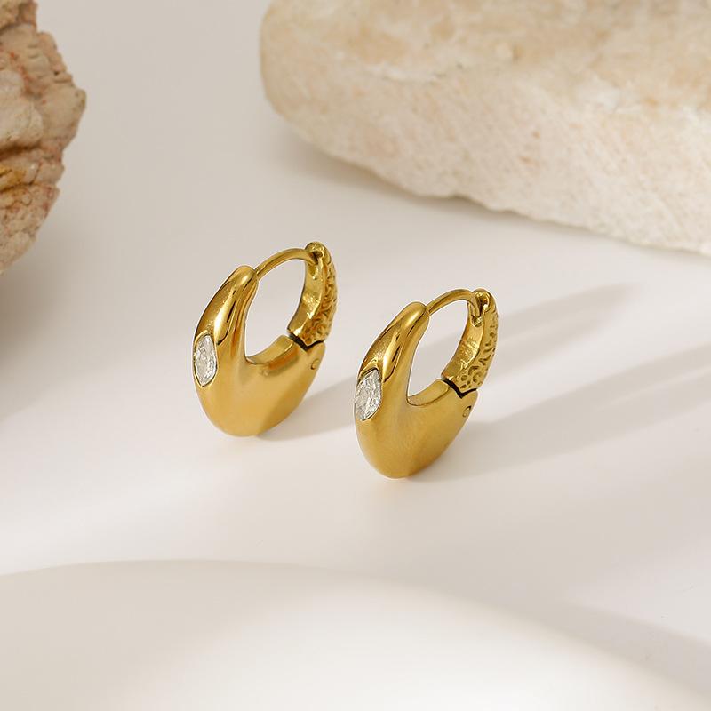 European and American 18K gold zircon light luxury earrings niche high-end stainless steel ear buckle temperament versatile ear jewelry