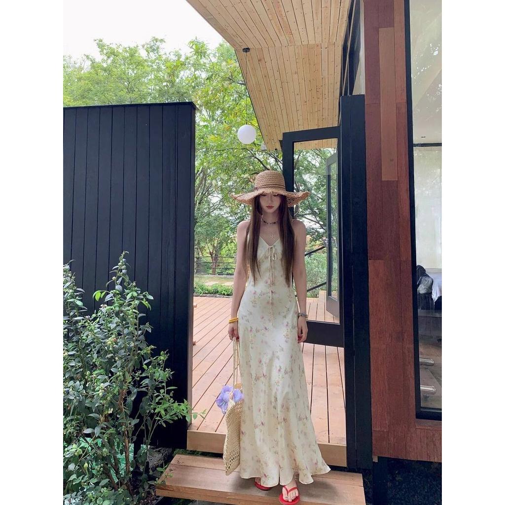 French Retro Floral Tea Break Skirt Women's Summer New Waist Pinch To Cover the Meat and Show Thinness V-neck Design Suspender Dress