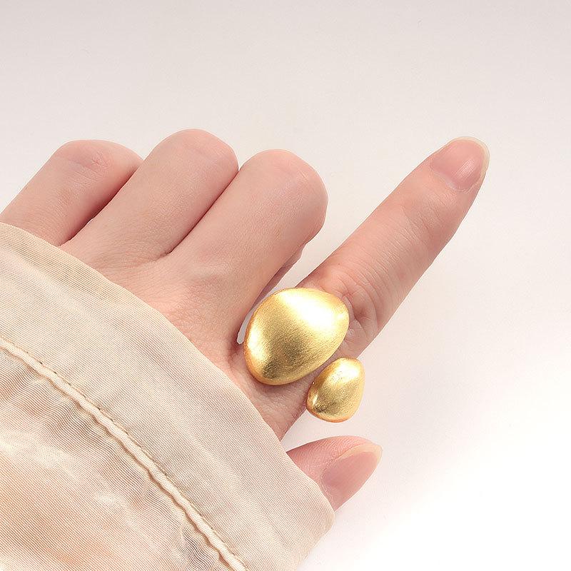 Double Oval Irregular Curved Ring Smooth Brushed Finish Minimalist Fashion Jewelry Band For Women