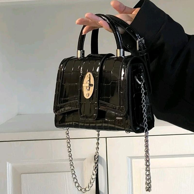 Fashiable and Versatile Shoulder Bag, Y2k Black Leather Women's Crossbody Bags, Metal Buckle, Suitable for Commuting Party