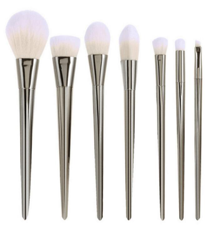 7pcs Makeup Brushes Set Powder Foundation Eyeshadow Eyeliner Lip Brush