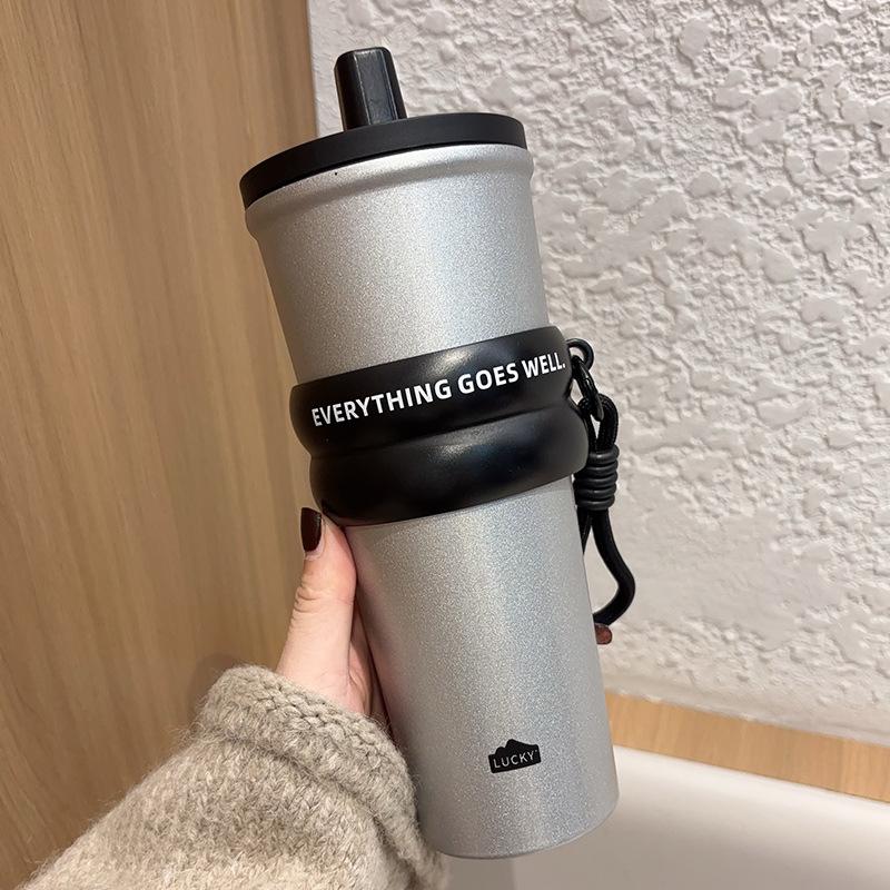 710ml Mode Edelstahl 304 Thermoskanne mit Strohhalm Auslaufsicher Kaffee Tee Kaltgetränk Auto Thermoflasche Reisebecher