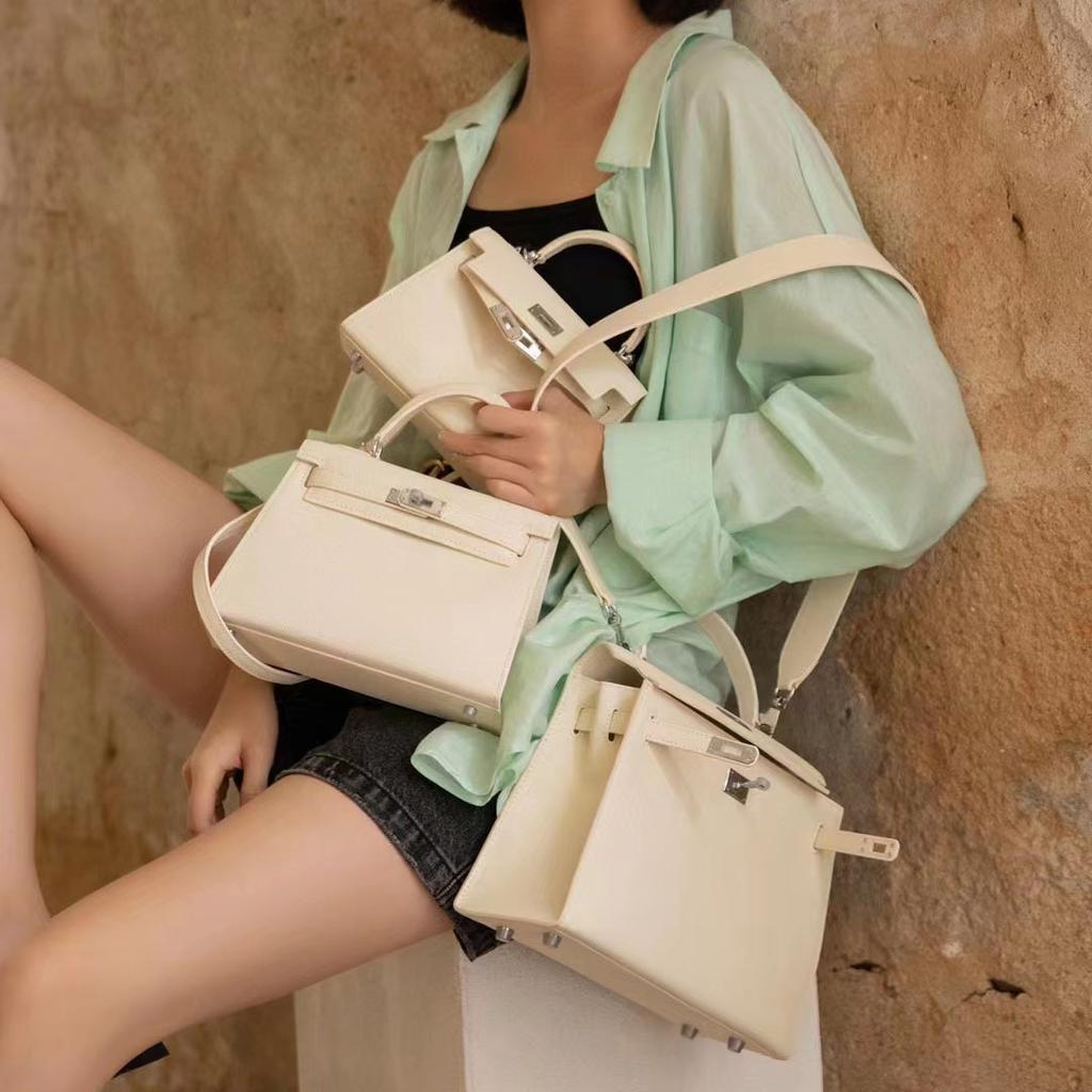 Damentasche aus echtem Leder, Handtasche aus Rindsleder mit Ep-Palmen-Print, einfache und modische Qualität, vielseitige Umhängetasche mit silberner Schnalle