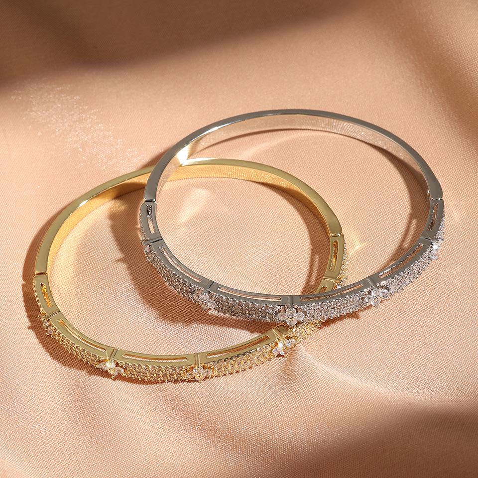 Elegantes Sommer Koreanisches Zirkon Blumenarmband - Schicker und vielseitiger Damenschmuck