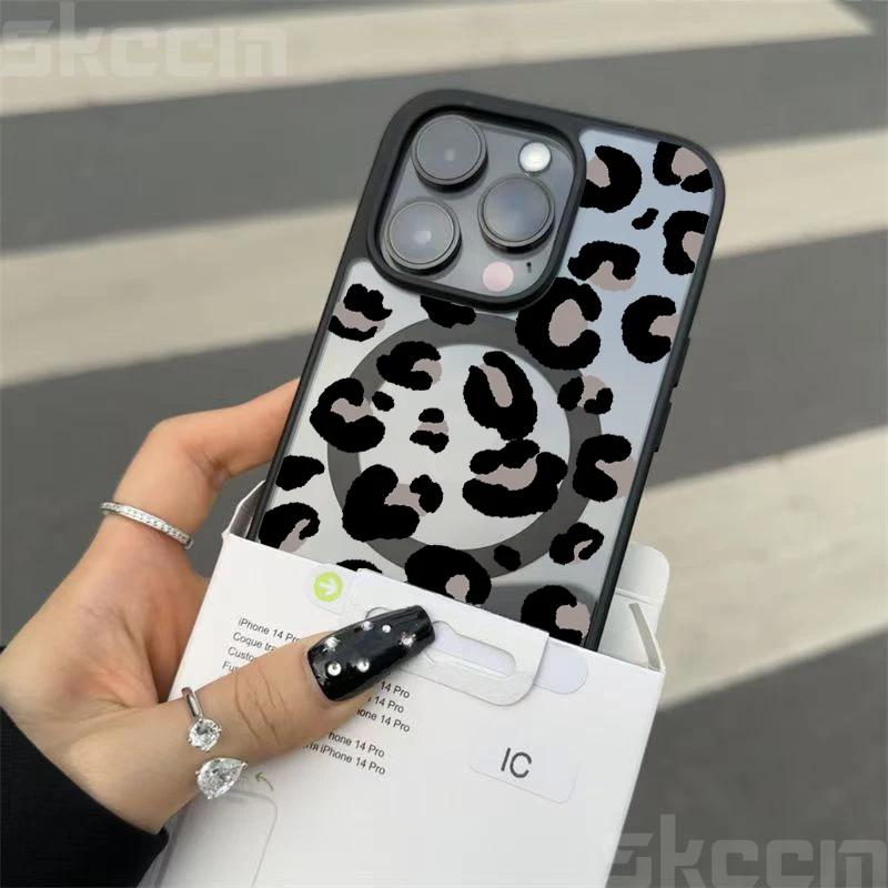 Leopard Print Clear Phone Case For iPhone 16 15 14 13 12 11 Pro Max Plus XS XR 16E Matte Magnetic Wireless Charge Cover