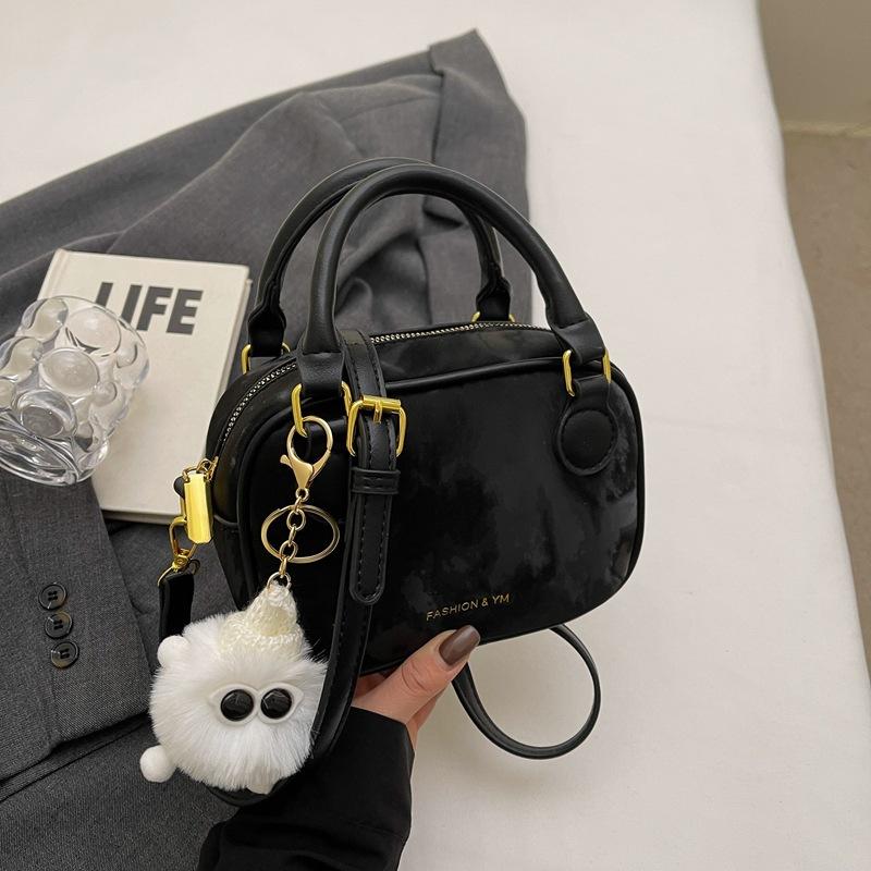 Small Bag Women's New Retro Fashion Shoulder Messenger Bag Women's Portable Small Square Bag