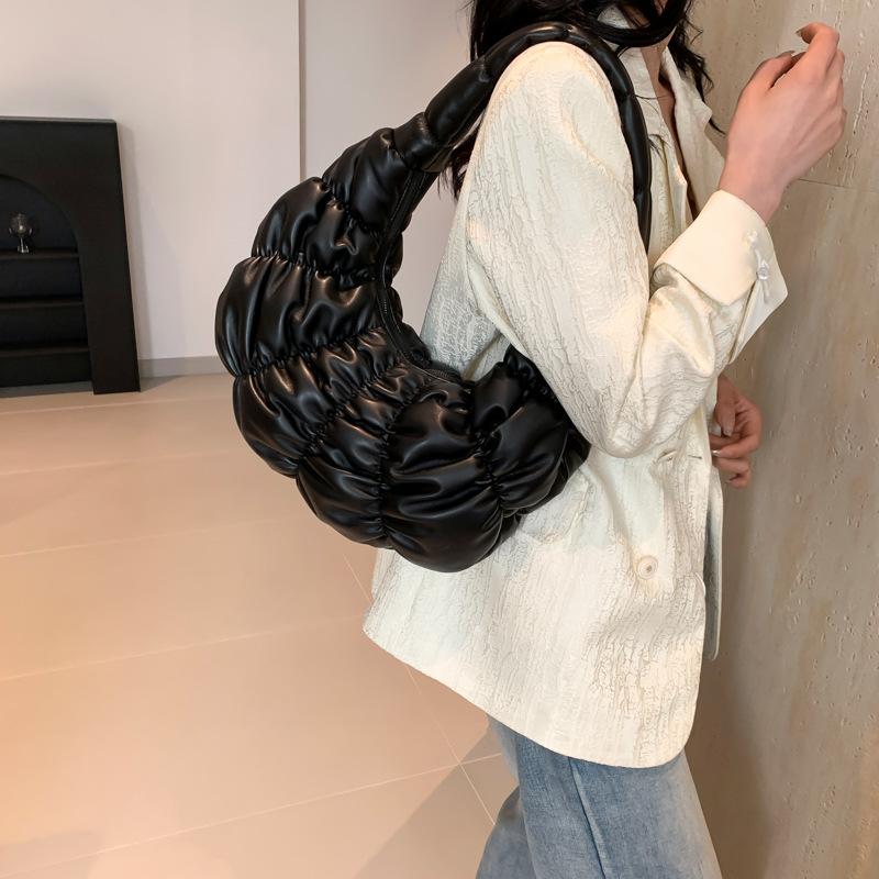 Women's Bag Pleated Cloud Bag Fashi Croissant Bag One Shoulder Dumpling Croissant Bag Hand Bag Bolsas Femininas Mais Vendidas