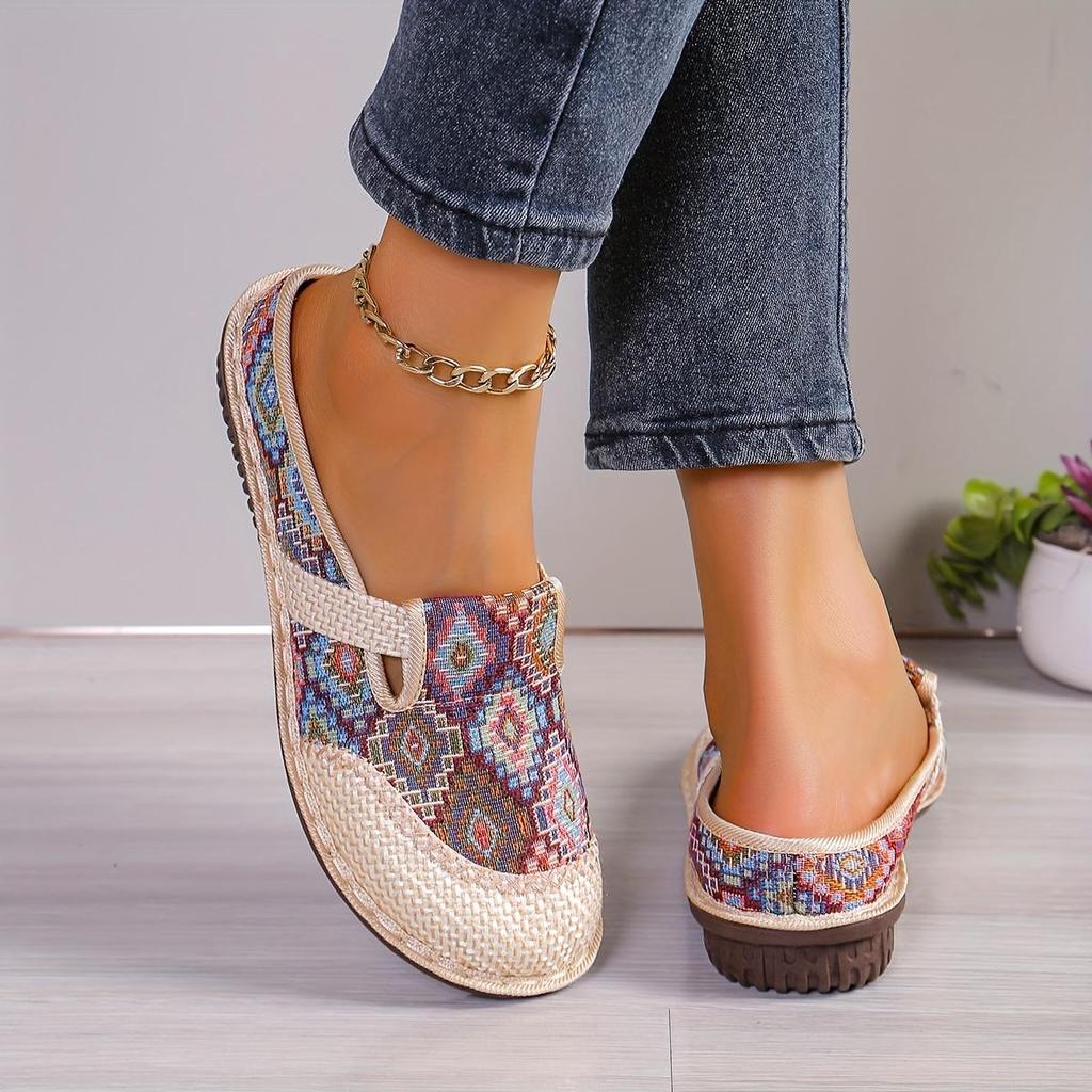 Geometric Design Slip-On Sneakers with Comfort Sole
