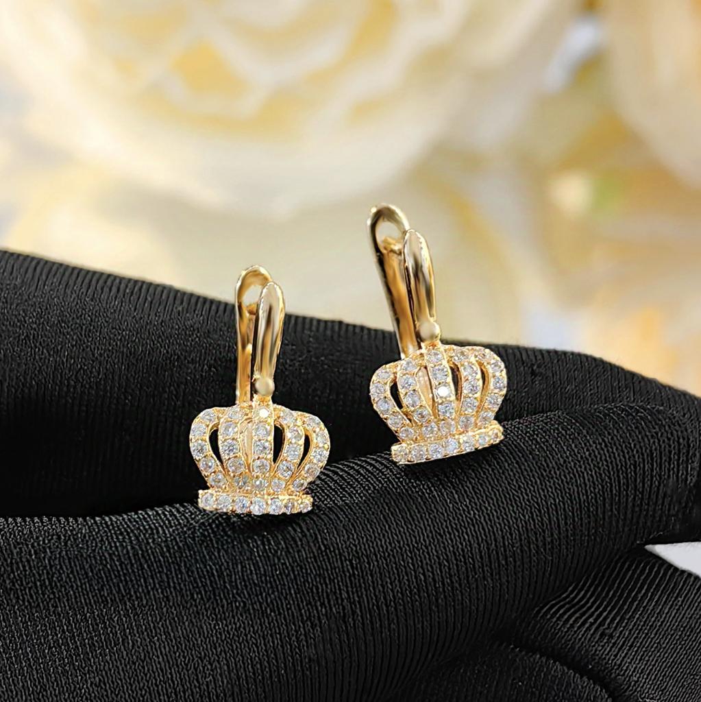 Crown Shape Dangle Earrings with Clear Cubic Zirconia Stones for Women Elegant Lightweight Jewelry Accessory