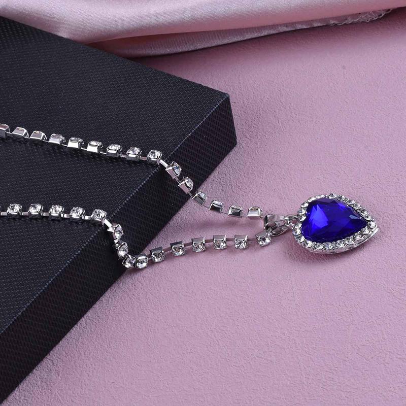Luxury Blue Zircon Heart Pendant Necklace Women Romantic Exquisite Cz Diamond Necklaces For Women Wedding Jewelry Gifts