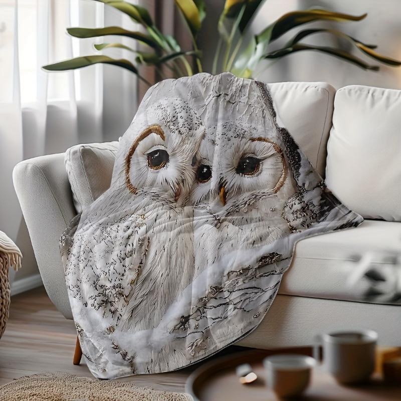 1PC White Owl Blanket with Snow Owl Print Flannel Blanket Suitable for Beds Sofas Offices Travel Camping