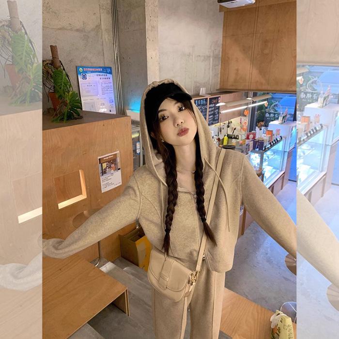 

Petite Women s Hooded Long Sleeve Sweatshirt & Wide Leg Pants Set - Autumn 2025 Fashion S